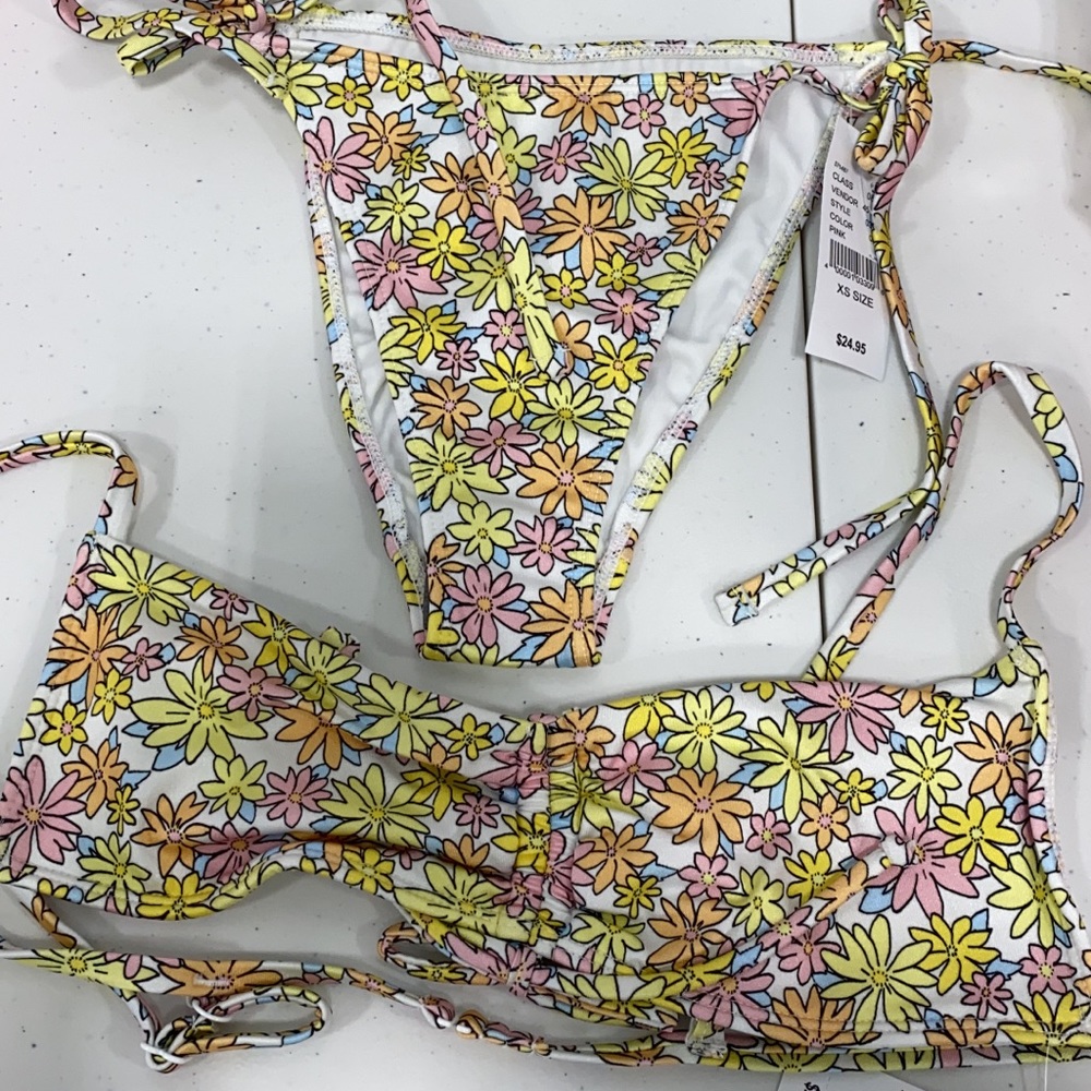 NWT Pac Sun swim suit